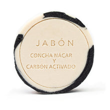 Cargar imagen en el visor de la galería, Jabón de Concha Nácar y Carbón Activado
